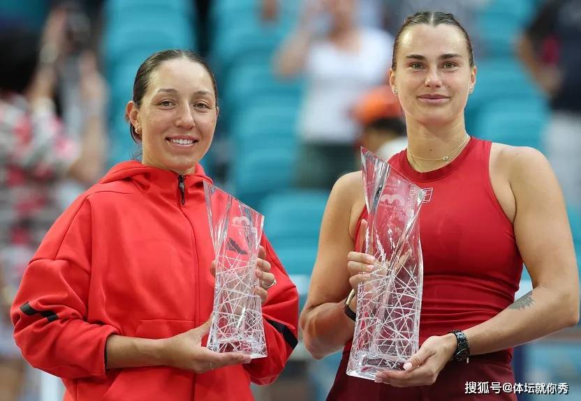 对不起，郑钦文！萨巴伦卡2-0夺冠，最大短板意外曝光