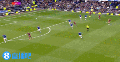 送出助攻！官方：京多安当选曼城2-0埃弗顿队内最佳球员