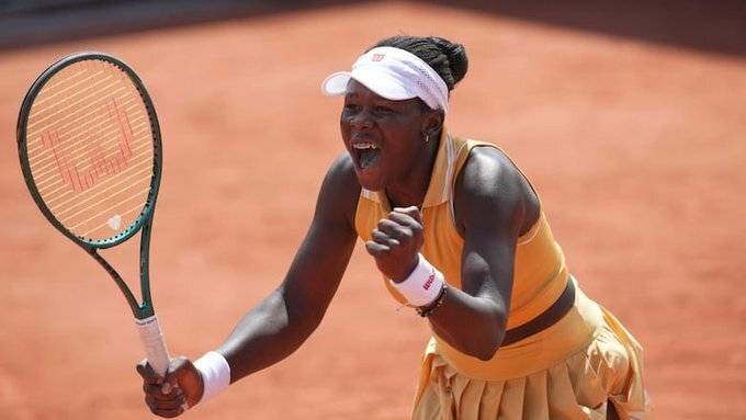 郑钦文下轮对手不好打！5个月排名飙升213位，上一站曾送蛋王欣瑜